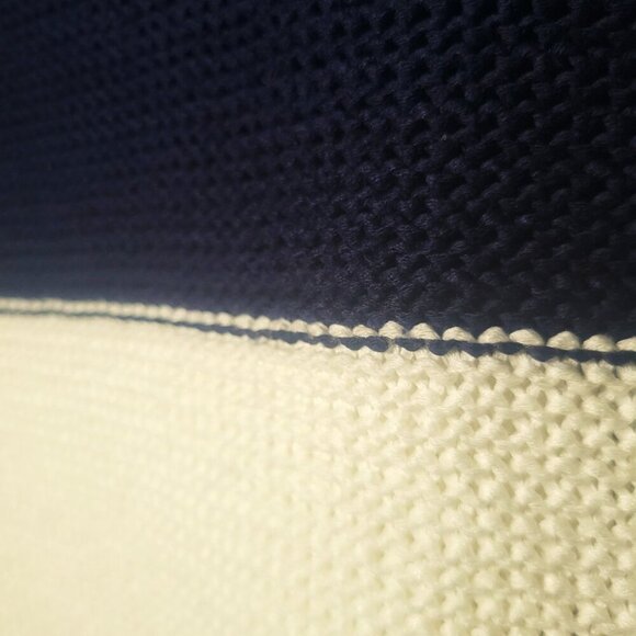 Lauren Ralph Lauren Women's Blue & White Colorblock 3/4 Sleeve Sweater - Size M - Picture 7 of 11